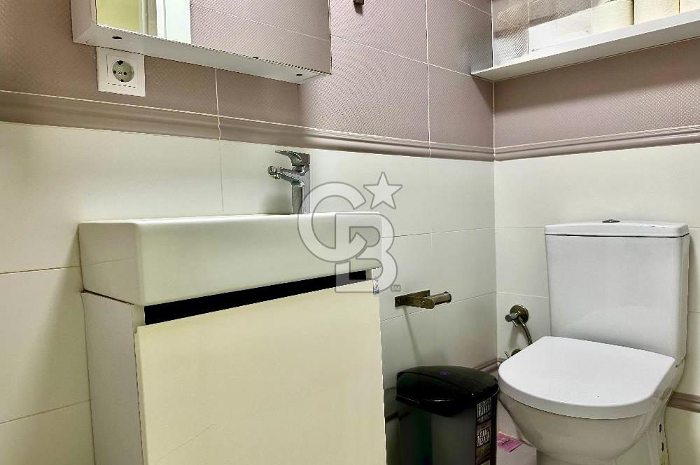 Göztepe’de 3+1 140 M2 dogalgaz ısınma sistemli Daire