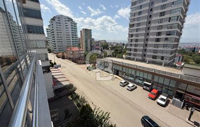 CANİKTE PANAROMİK MANZARALI FIRSAT DAİRE