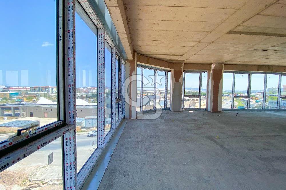 ATAŞEHİR FERHATPAŞA'DA 2.200 M2 KİRALIK PLAZA