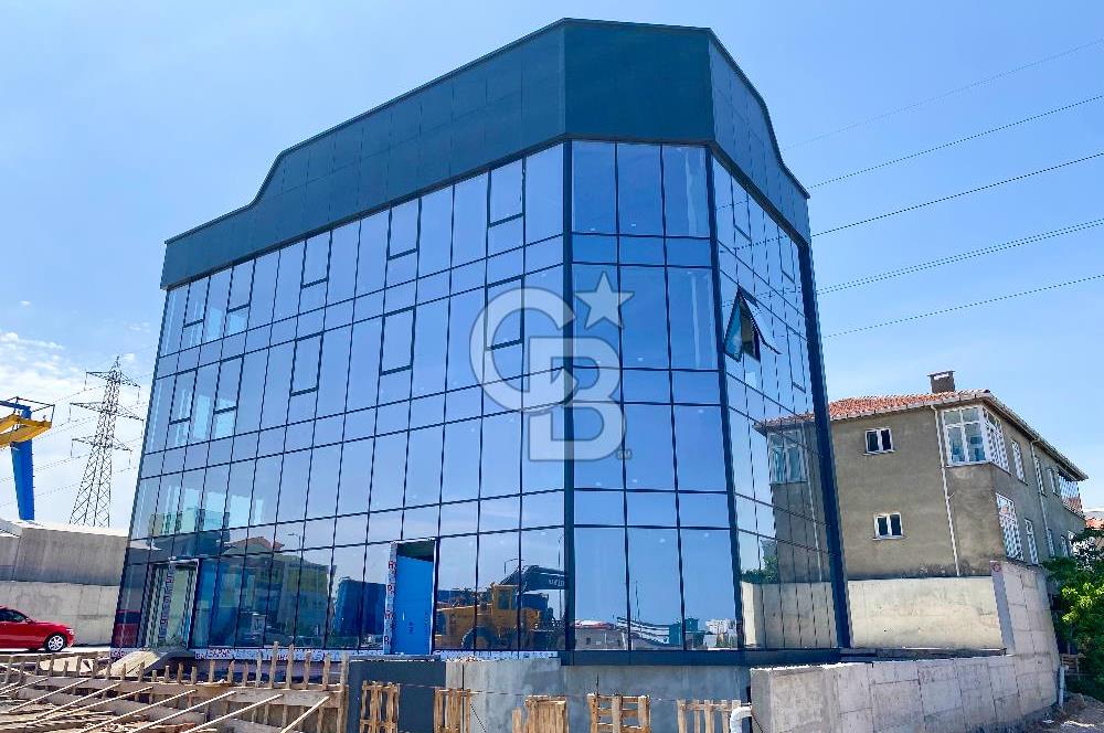 ATAŞEHİR FERHATPAŞA'DA 2.200 M2 KİRALIK PLAZA