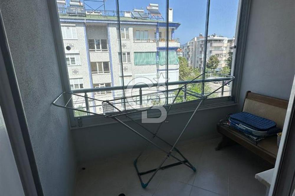 AKÇAY MERKEZE YAKIN ÇİFT BALKONLU 2+1 SATILIK DAİRE