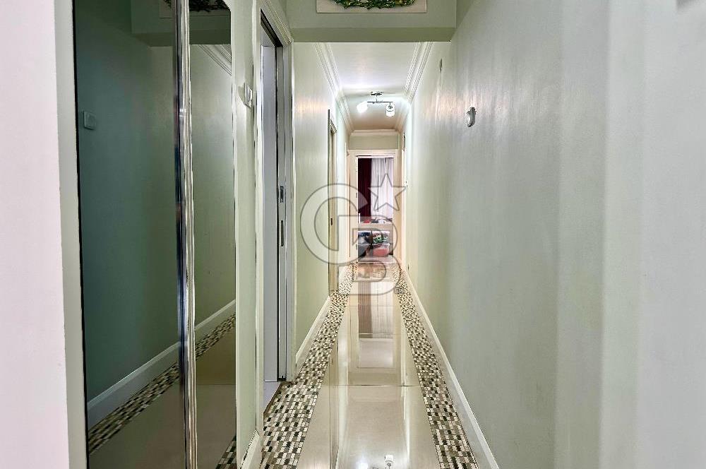 Göztepe’de 3+1 140 M2 dogalgaz ısınma sistemli Daire