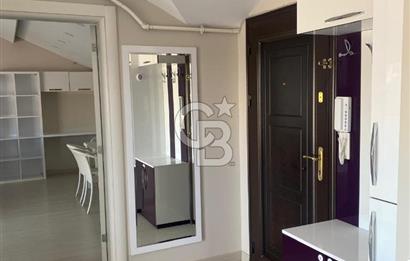 Yakacık'ta Geniş Balkonlu ve Eşyalı Kiralık Teras Daire