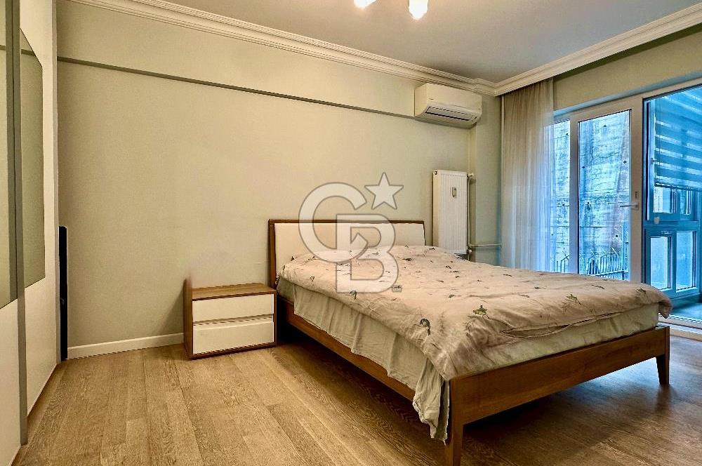 Göztepe’de 3+1 140 M2 dogalgaz ısınma sistemli Daire