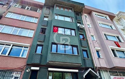 MODA HASIRCIBAŞI'NDA BALKONLU BAKIMLI GENİŞ 3+1 (BOŞ)