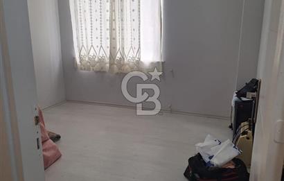 AHATLI'DA BAŞTAN SONA YENİLENMİŞ SATILIK 2+1 EŞYALI DAİRE