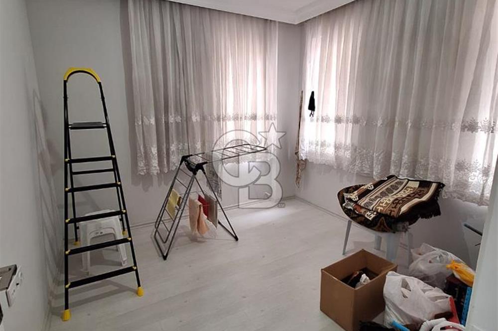 AHATLI'DA BAŞTAN SONA YENİLENMİŞ SATILIK 2+1 EŞYALI DAİRE