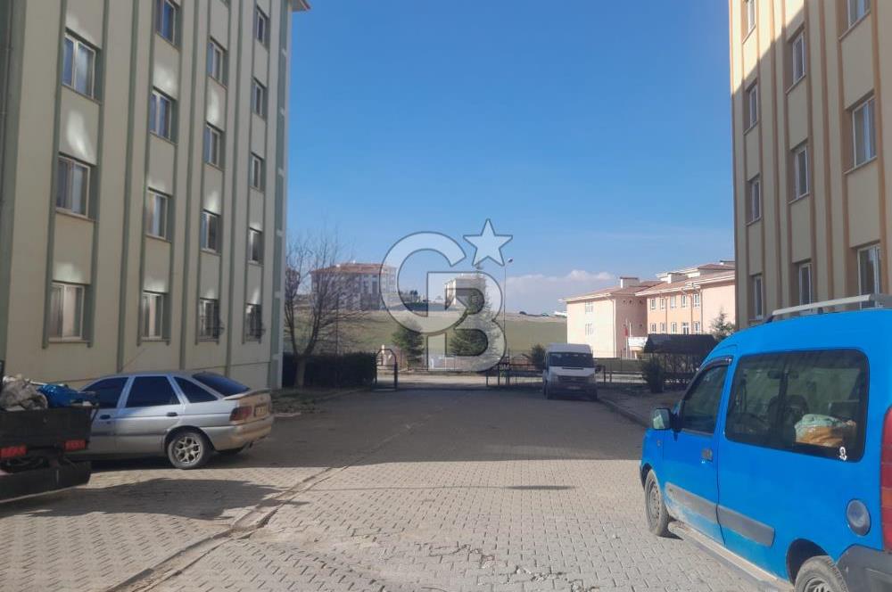 TEMELLİ HÜRRİYET KONUTLRI SATILIK 3+1  DAİRE