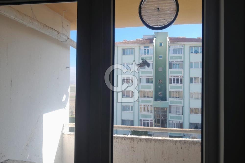 TEMELLİ HÜRRİYET KONUTLRI SATILIK 3+1  DAİRE