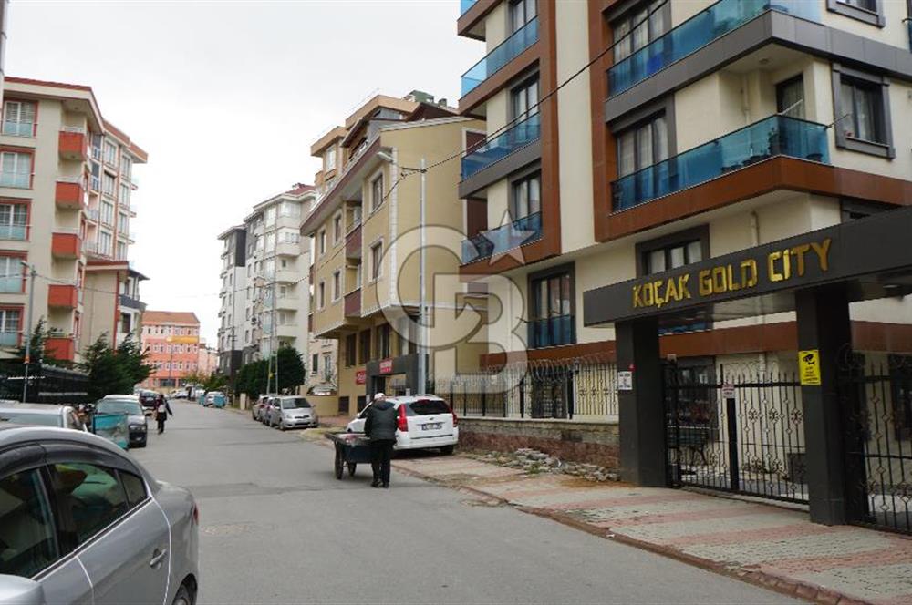 ümraniye inkılap mah. sitede 2 oda 1 salon 1 katta 85 m2 