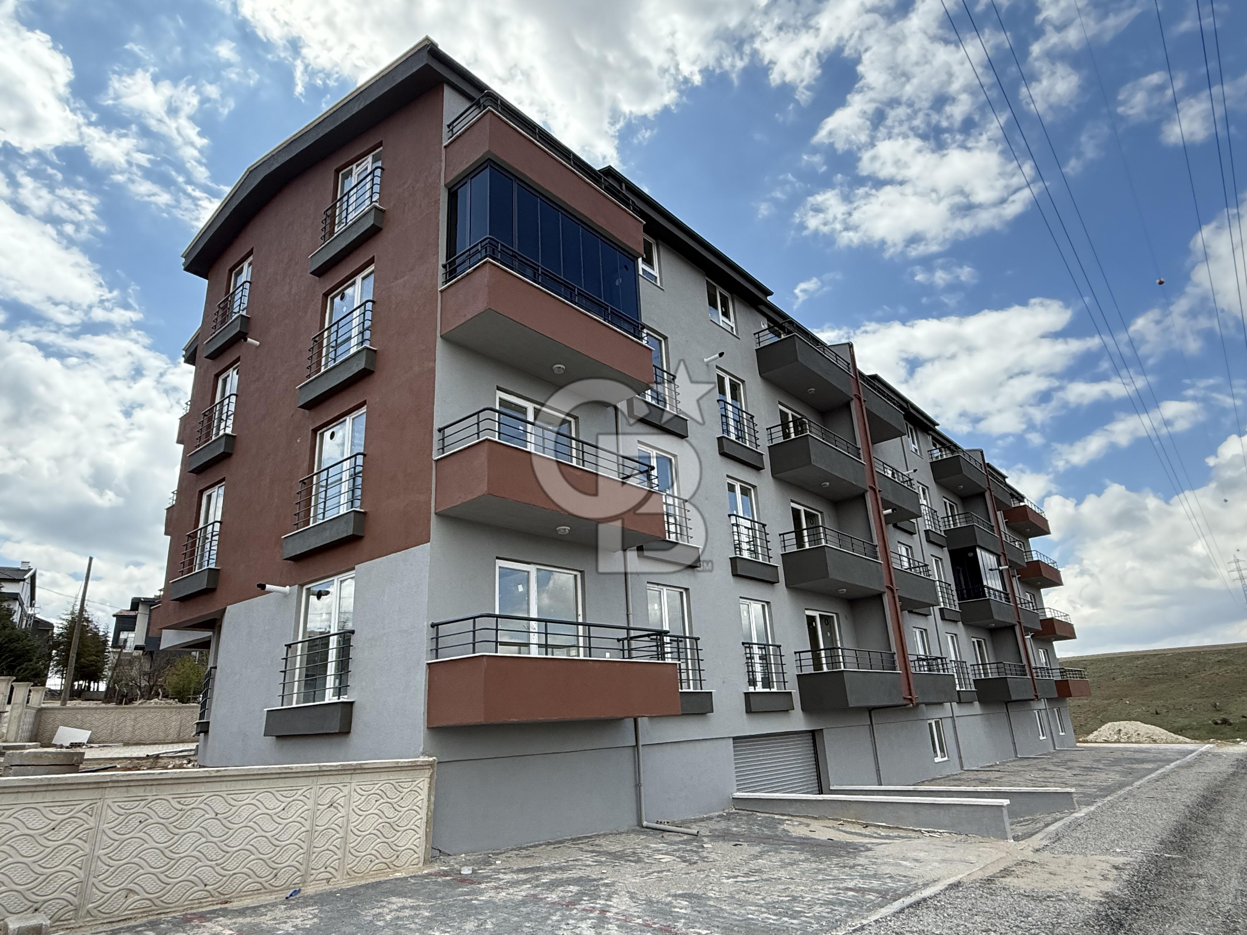 İNCEK BULVAR KATTA YATIRIMLIK 1+1 KREDİ İMKANLI 