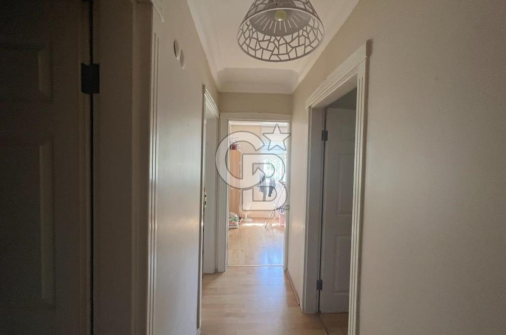 Kuşadası Merkezde Marina Yakını 3+1 Site içi Satılık Daire