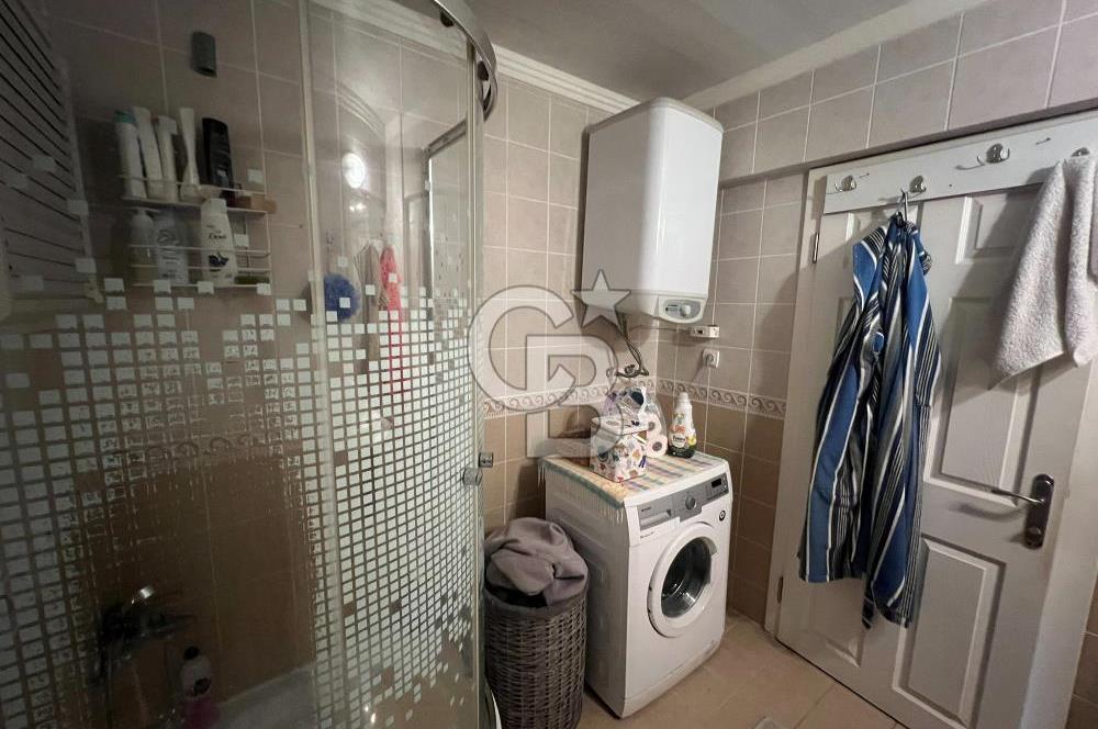 Kuşadası Merkezde Marina Yakını 3+1 Site içi Satılık Daire