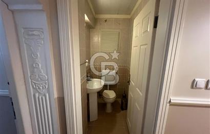 Kuşadası Merkezde Marina Yakını 3+1 Site içi Satılık Daire