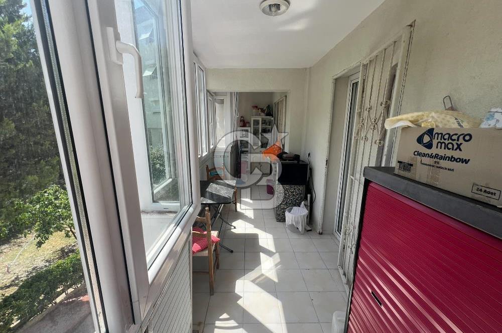 Kuşadası Merkezde Marina Yakını 3+1 Site içi Satılık Daire