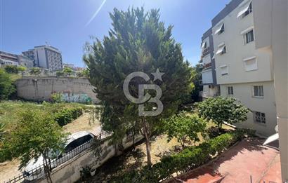 Kuşadası Merkezde Marina Yakını 3+1 Site içi Satılık Daire