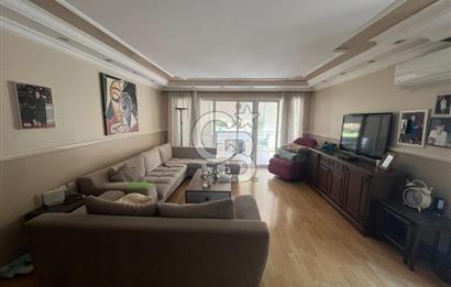 Kuşadası Merkezde Marina Yakını 3+1 Site içi Satılık Daire