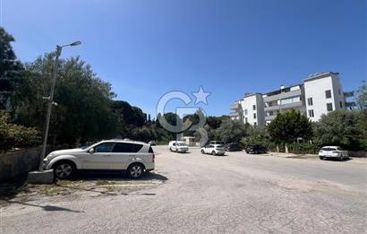 Kuşadası Merkezde Marina Yakını 3+1 Site içi Satılık Daire