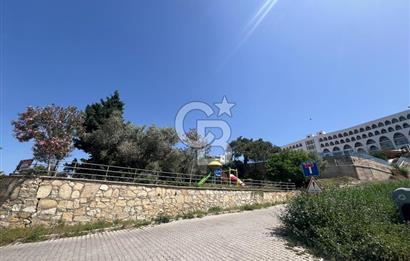 Kuşadası Merkezde Marina Yakını 3+1 Site içi Satılık Daire