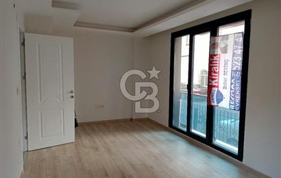 ümraniye inkılap mah. sitede 2 oda 1 salon 1 katta 85 m2 