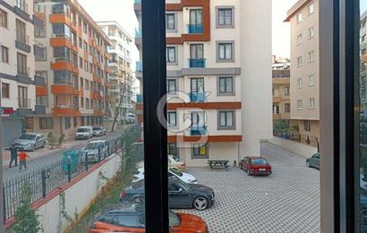 ümraniye inkılap mah. sitede 2 oda 1 salon 1 katta 85 m2 