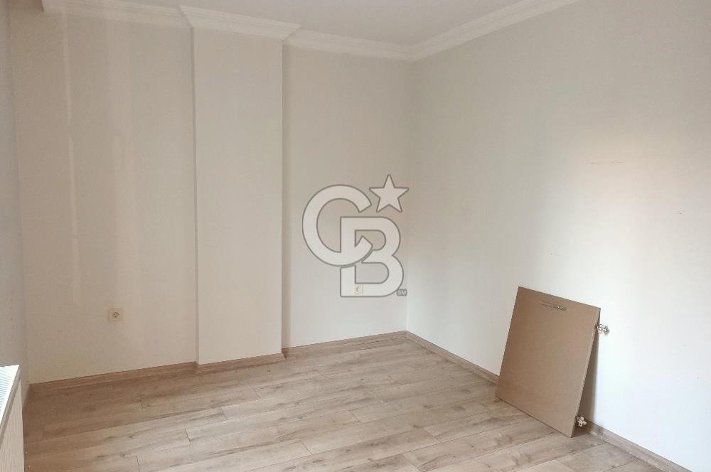 ümraniye inkılap mah. sitede 2 oda 1 salon 1 katta 85 m2 