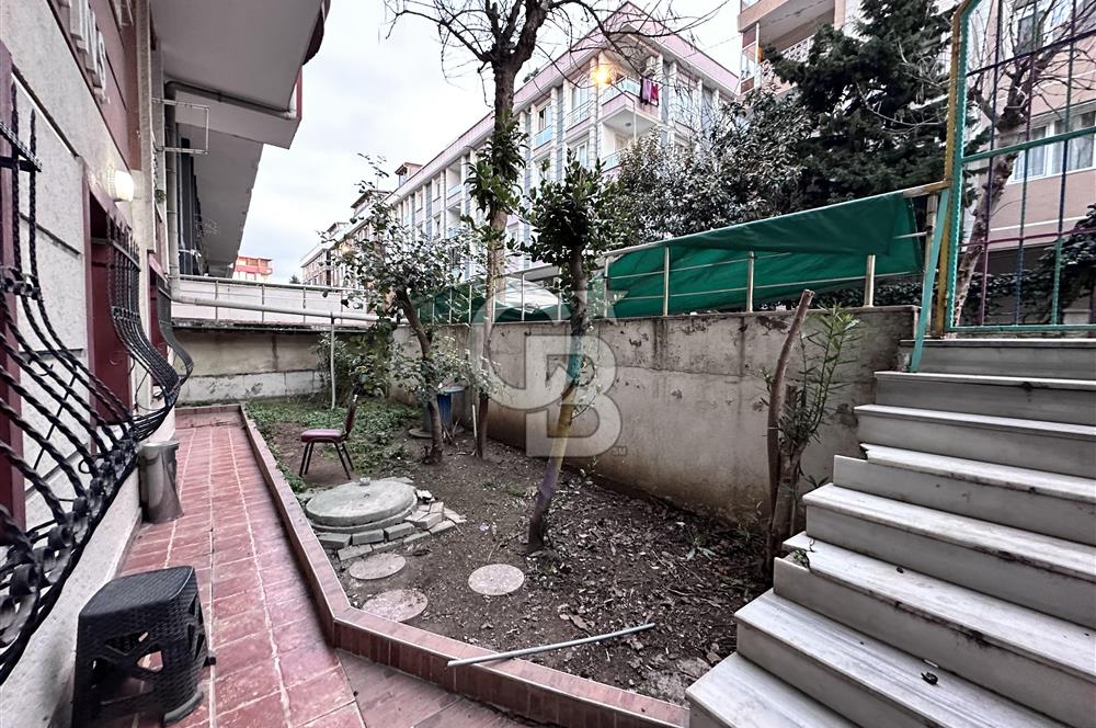 AVCILAR ÜNİVERSİTE MH 2+1 KİRALIK EŞYALI BAHÇE KATI DAİRE