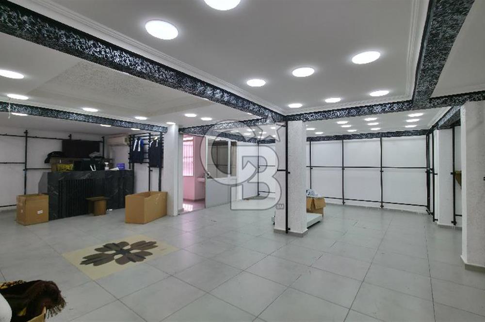 Laleli'nin tekstil bölgesinde 10m yola cephe Dekorasyonlu Mağaza