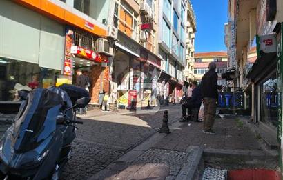 Laleli'nin tekstil bölgesinde 10m yola cephe Dekorasyonlu Mağaza