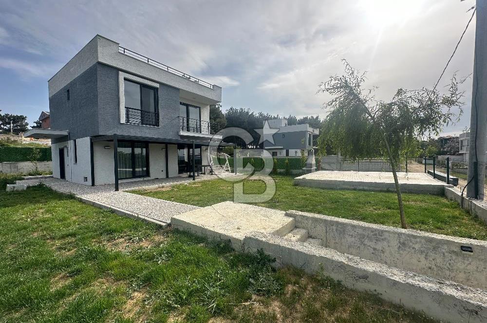 ÇANAKKALE MERKEZ SALTIK MEVKİİNDE MÜSTAKİL SATILIK 3+1 VİLLA
