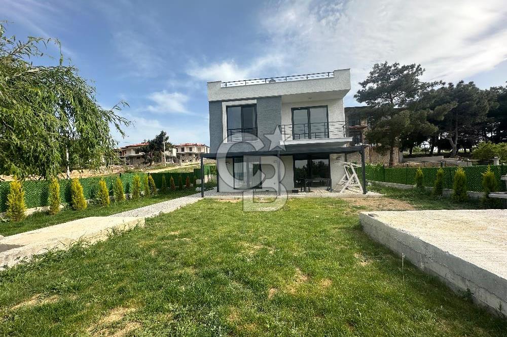 ÇANAKKALE MERKEZ SALTIK MEVKİİNDE MÜSTAKİL SATILIK 3+1 VİLLA