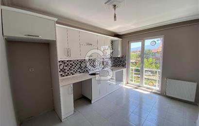 KOCAELİ KARTEPE FSM'DE CADDE ÜZERİ KİRALIK DUBLEKS DAİRE