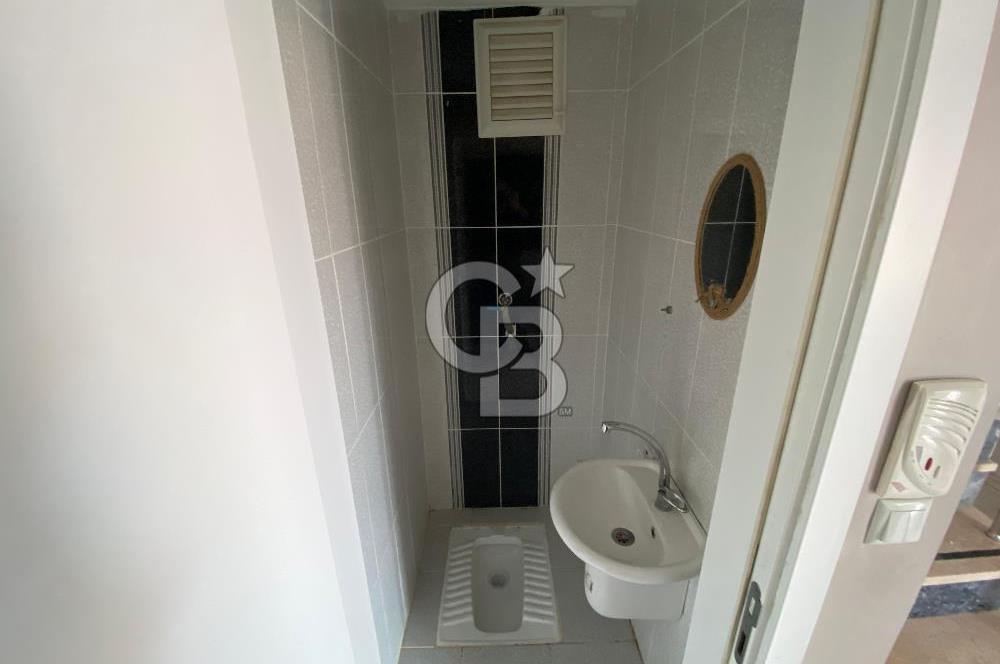 KOCAELİ KARTEPE FSM'DE CADDE ÜZERİ KİRALIK DUBLEKS DAİRE