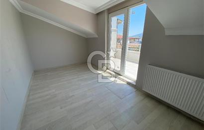 KOCAELİ KARTEPE FSM'DE CADDE ÜZERİ KİRALIK DUBLEKS DAİRE