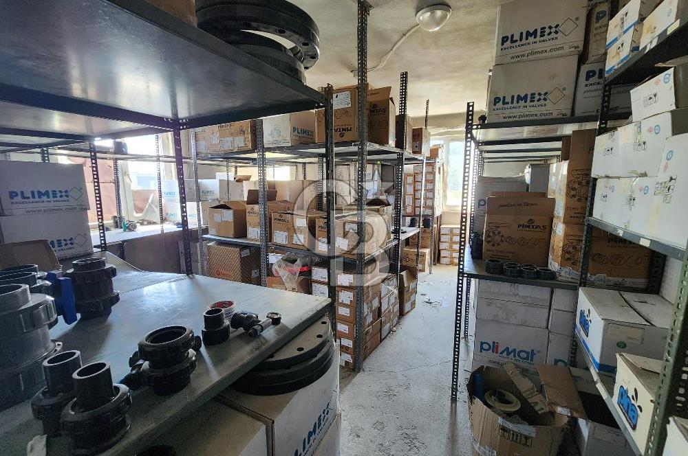 Ataşehir Ferhatpaşa da satılık ticari bina