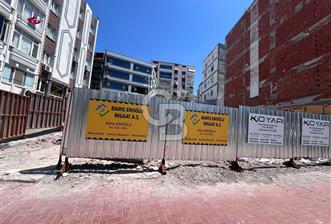 MERKEZDE ESKİ GRATİS KONUMU İSTER DÜKKAN İSTER 2+1 DAİRE FIRSATI