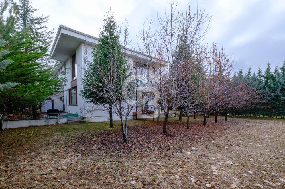 GÖLBAŞI İNCEK TARZ KONAKLARI SATILIK 2 KATLI VİLLA