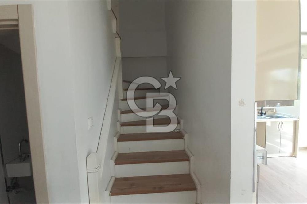 BAŞİSKELE BARBAROS'DA BAHÇELİ SATILIK 2+1 DUBLEKS DAİRE CB TOWER