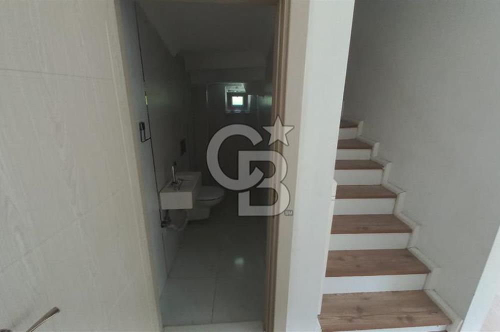 BAŞİSKELE BARBAROS'DA BAHÇELİ SATILIK 2+1 DUBLEKS DAİRE CB TOWER