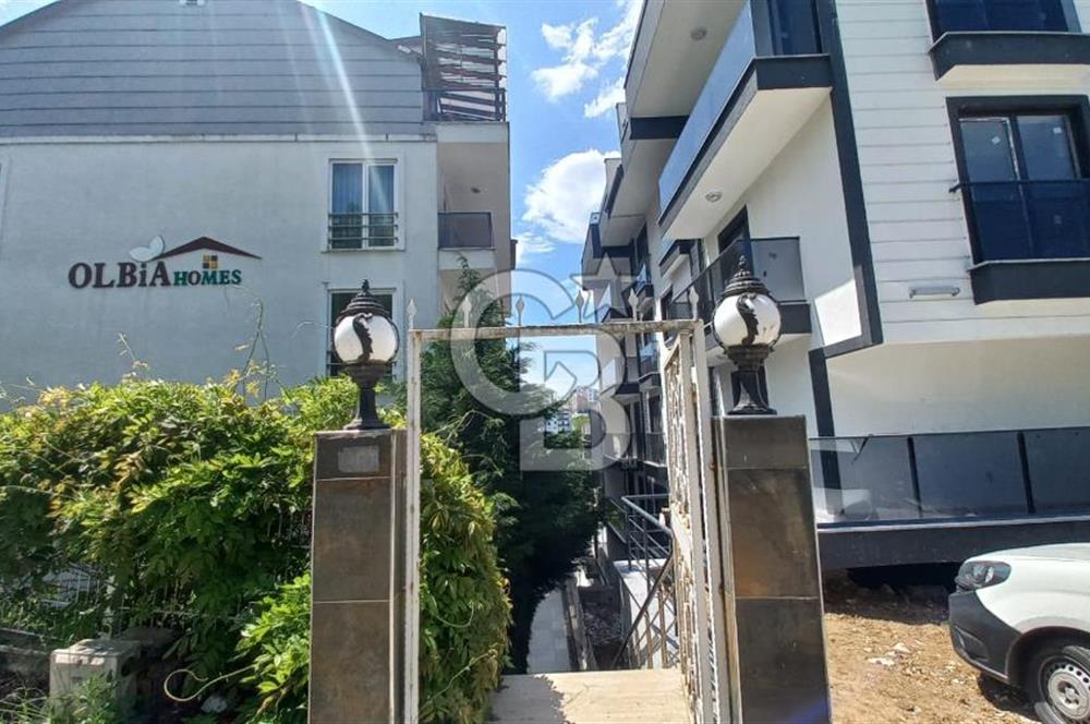 BAŞİSKELE BARBAROS'DA BAHÇELİ SATILIK 2+1 DUBLEKS DAİRE CB TOWER