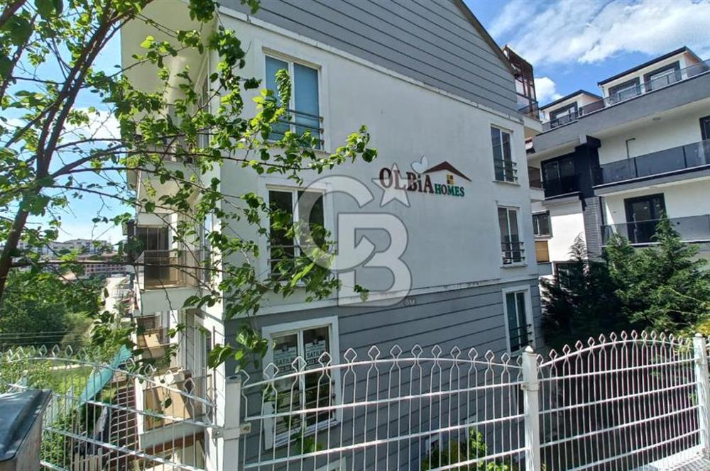 BAŞİSKELE BARBAROS'DA BAHÇELİ SATILIK 2+1 DUBLEKS DAİRE CB TOWER