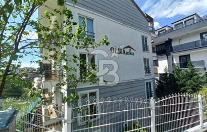 BAŞİSKELE BARBAROS'DA BAHÇELİ SATILIK 2+1 DUBLEKS DAİRE CB TOWER