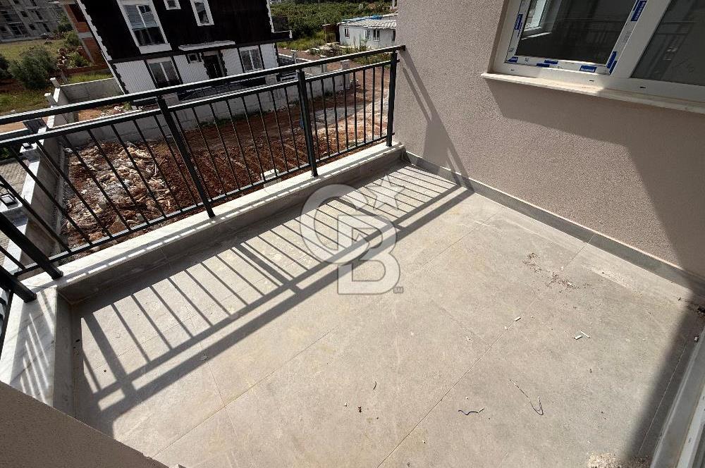 DÖŞEMEALTI RENGİ ANTALYA YANI FIRSAT 1+1 SATILIK DAİRE