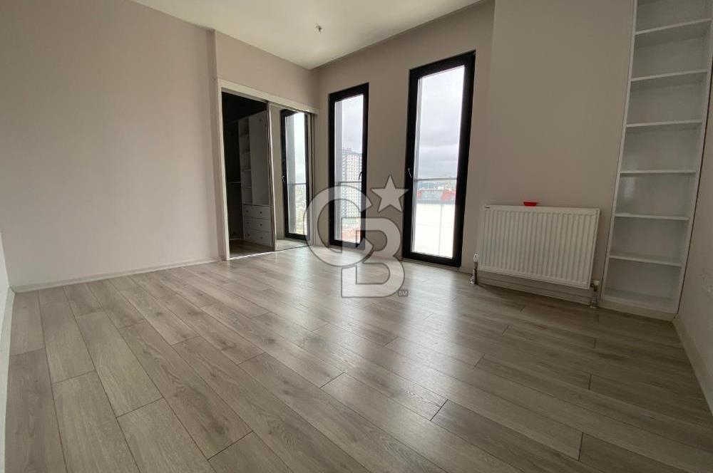 KARTAL ARTKULE'DE ADALAR MANZARALI GÜVENLİKLİ HAVUZLU 3+1