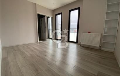 KARTAL ARTKULE'DE ADALAR MANZARALI GÜVENLİKLİ HAVUZLU 3+1