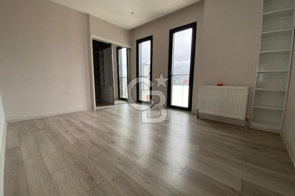 KARTAL ARTKULE'DE ADALAR MANZARALI GÜVENLİKLİ HAVUZLU 3+1