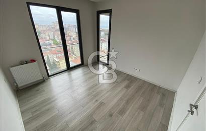 KARTAL ARTKULE'DE ADALAR MANZARALI GÜVENLİKLİ HAVUZLU 3+1