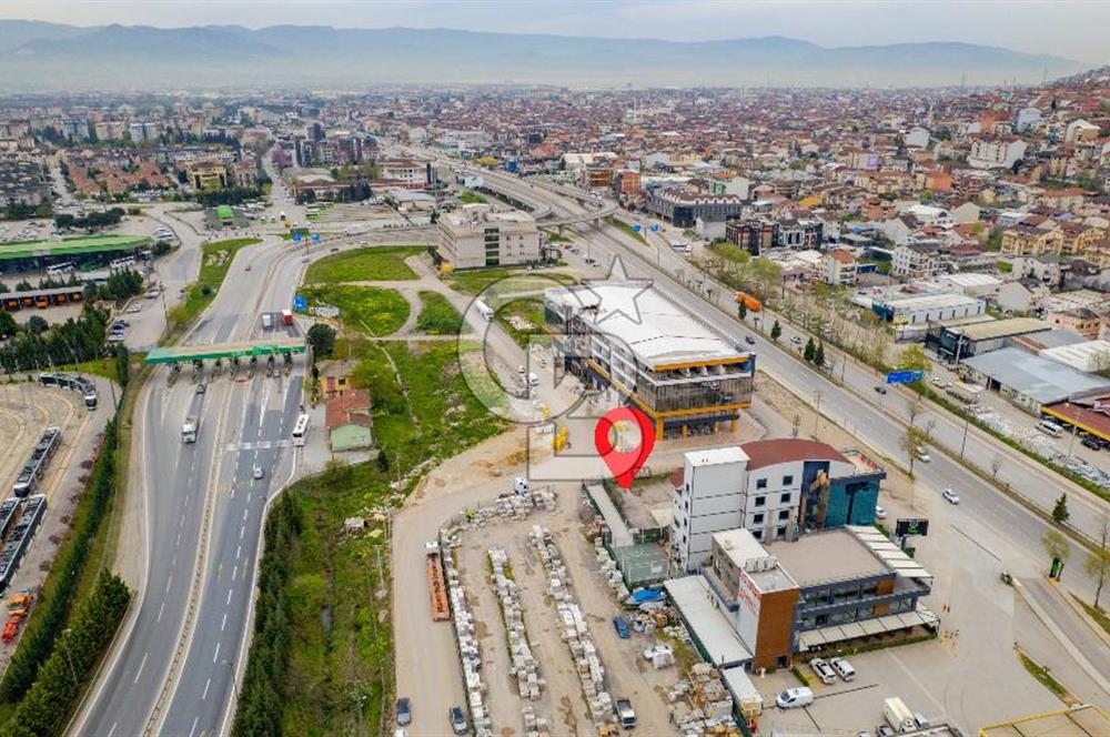 Kocaeli İzmit D605 Karayoluna cepheli ticari imarlı satılık arsa
