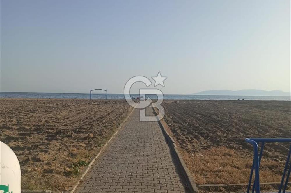 DİKİLİ GÜLKENT SİTESİNDE DENİZE YAKIN MESAFEDE VİLLA İMARLI FIRSAT ARSA