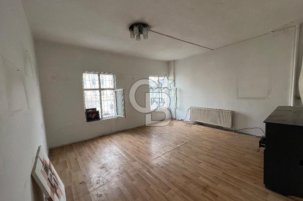 GERSAN SANAYİ'DE KİRALIK 4 KATLI 580 M2 KULLANIM ALANLI BİNA